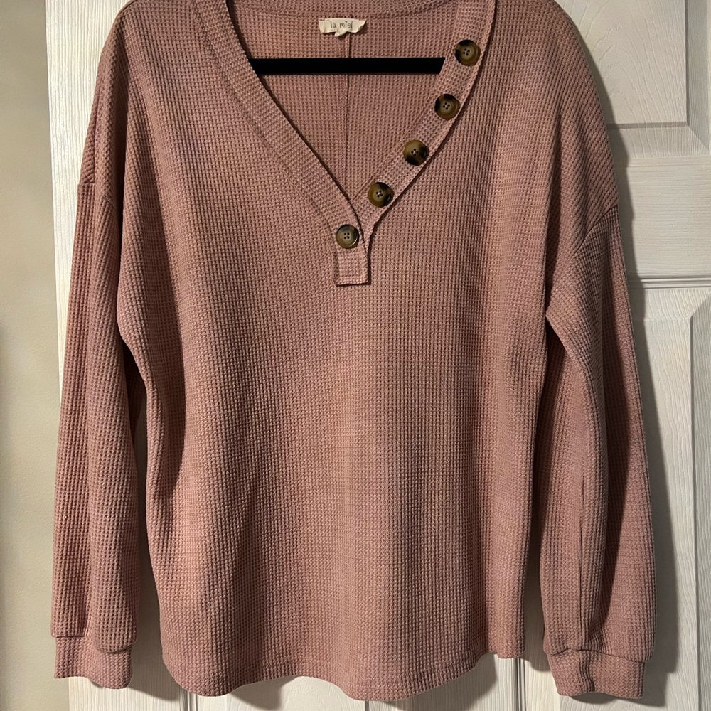 La Miel Waffle Knit Long Sleeves with Button detail V-Neck